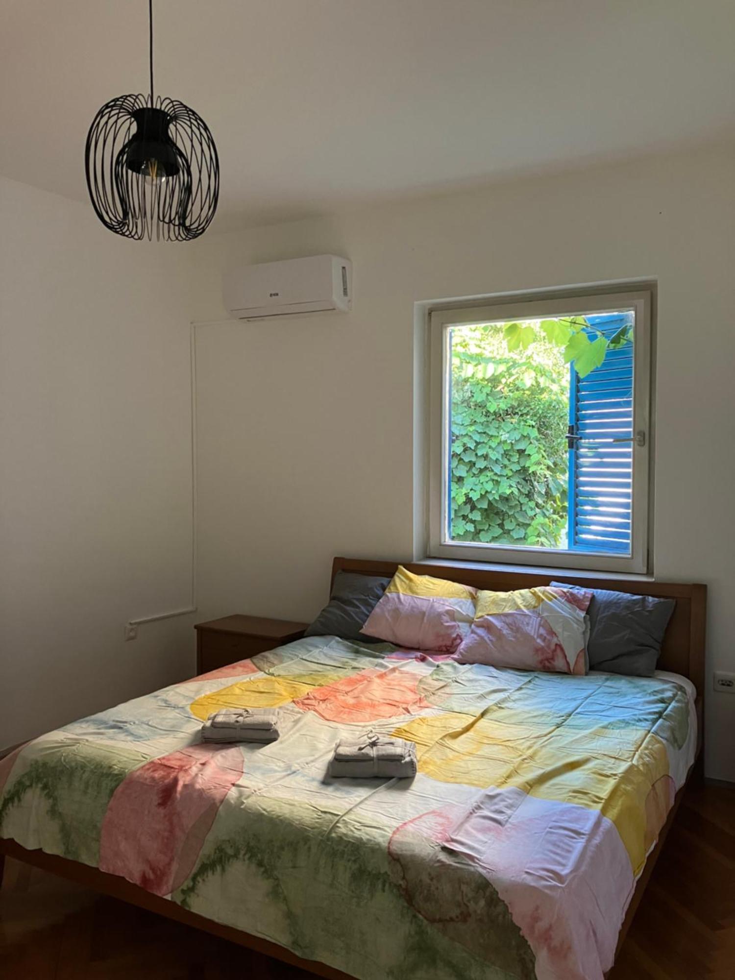 Sea House N1 Hostel Budva